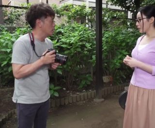 XXX cùng chàng hàng xóm khi chồng lạnh nhạt